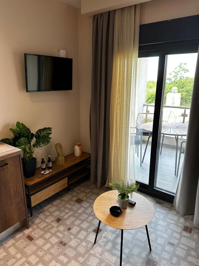 Lighthouse Apartments Kриопиги Екстериор снимка
