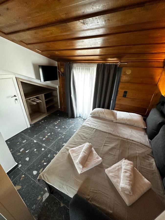 Lighthouse Apartments Kриопиги Екстериор снимка